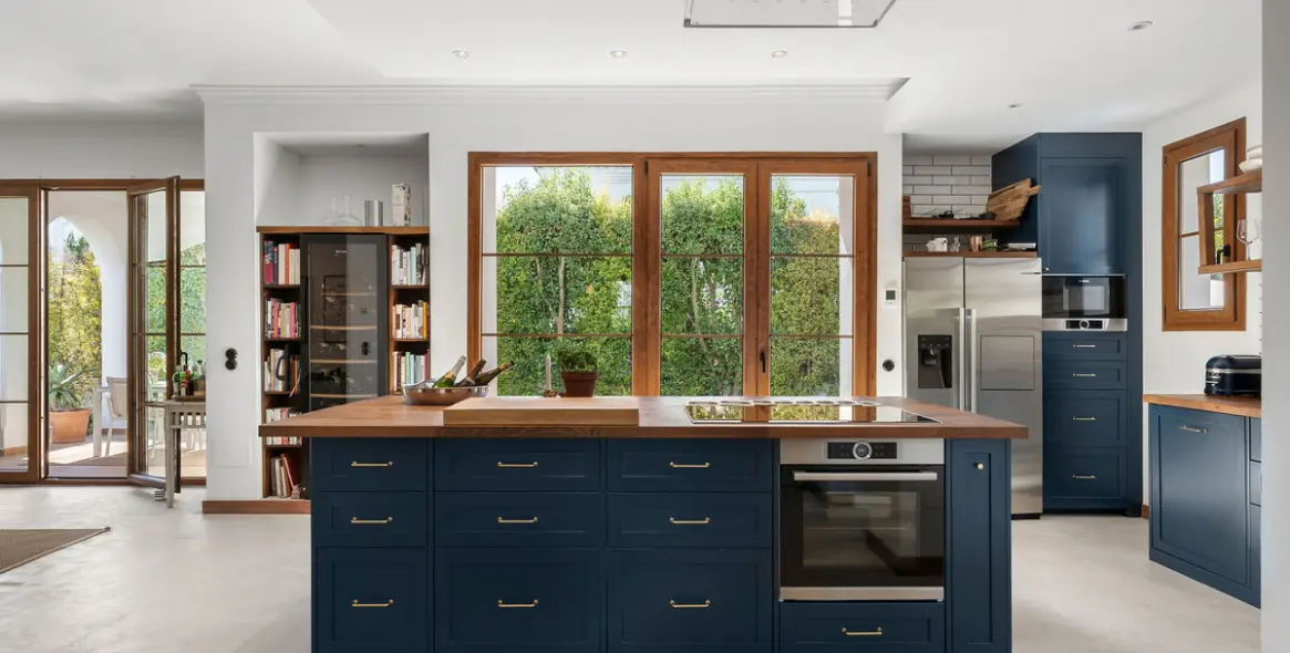 Venta de villa independiente en Estepona 12