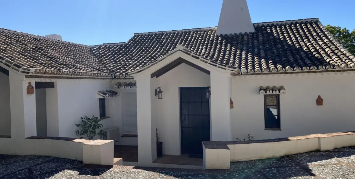 Продажа  отдельно стоящей виллы в Mijas 5