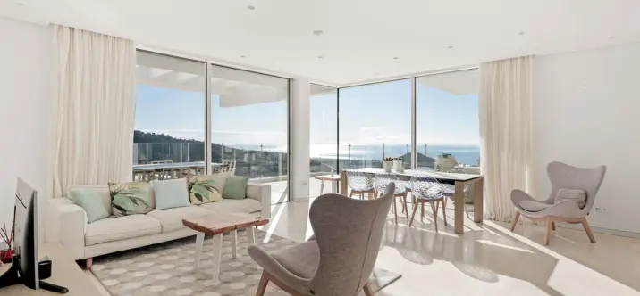 Sale of penthouse in Ojén 2