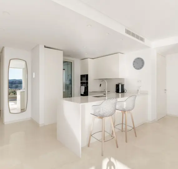 Sale of penthouse in Ojén