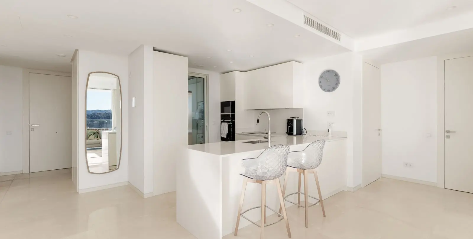 Sale of penthouse in Ojén 4