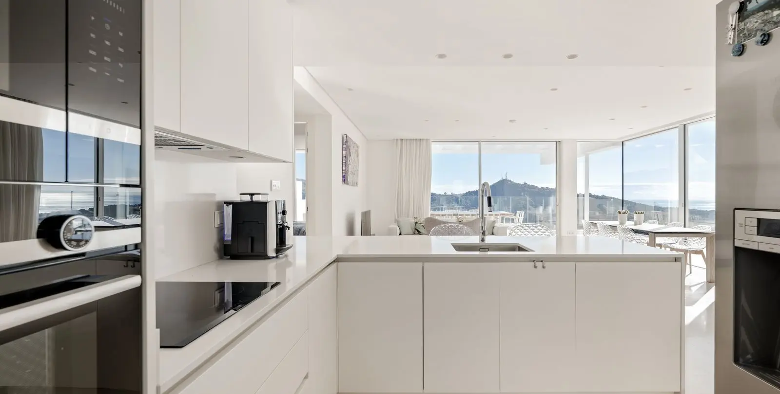 Sale of penthouse in Ojén 7