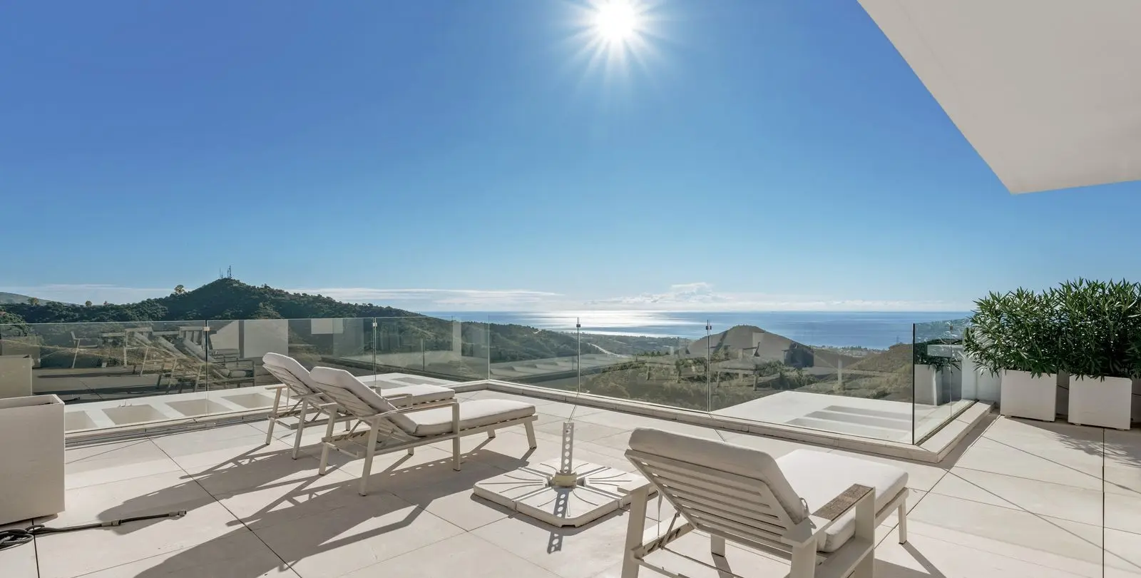Sale of penthouse in Ojén 20
