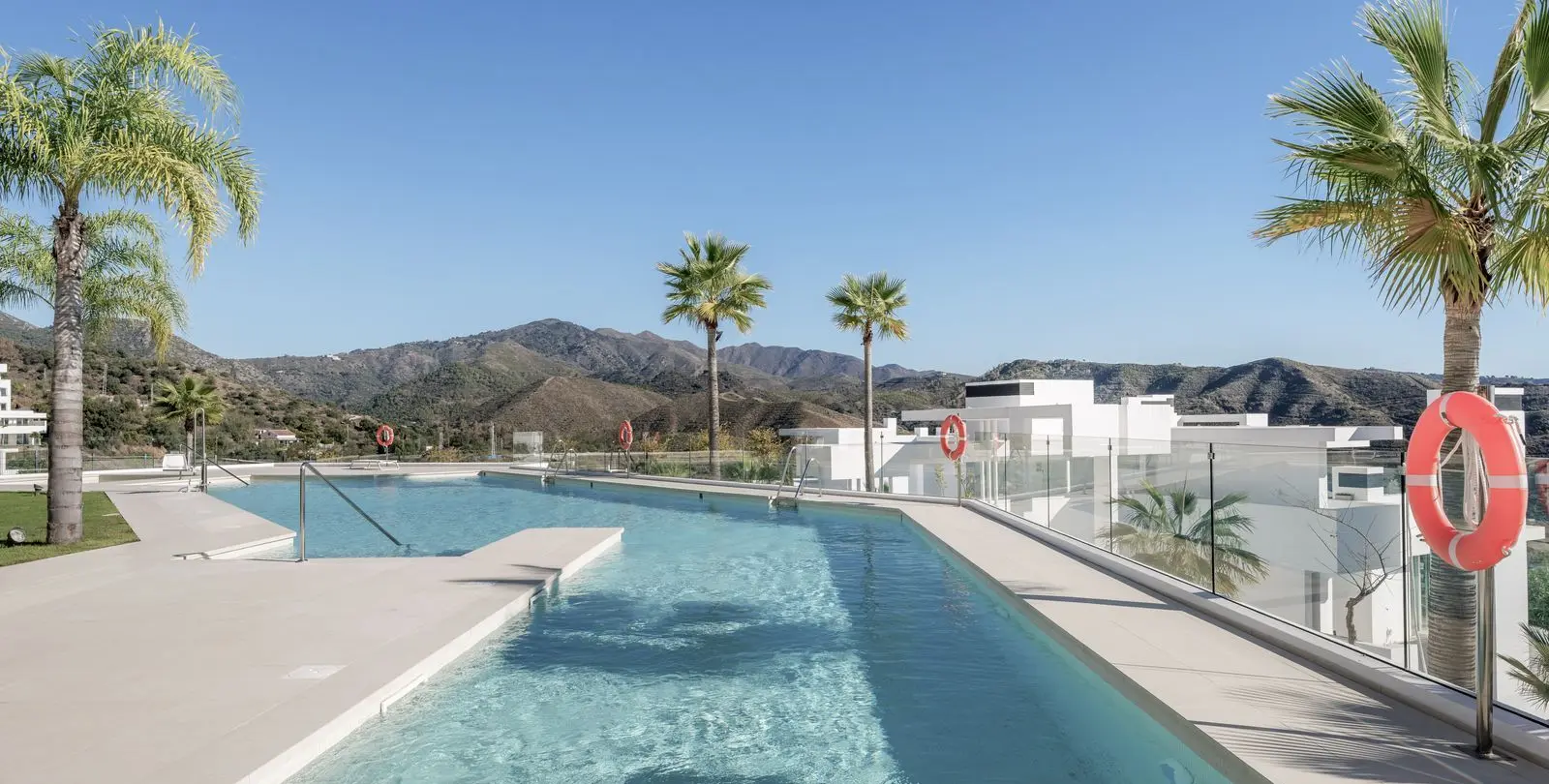 Sale of penthouse in Ojén 27