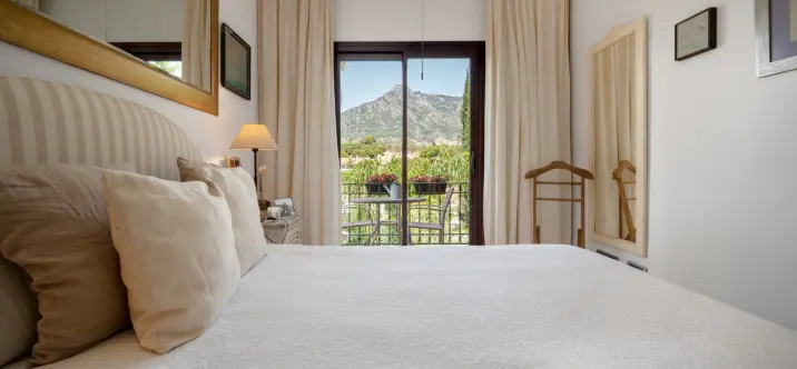 Townhouse R5181520 2