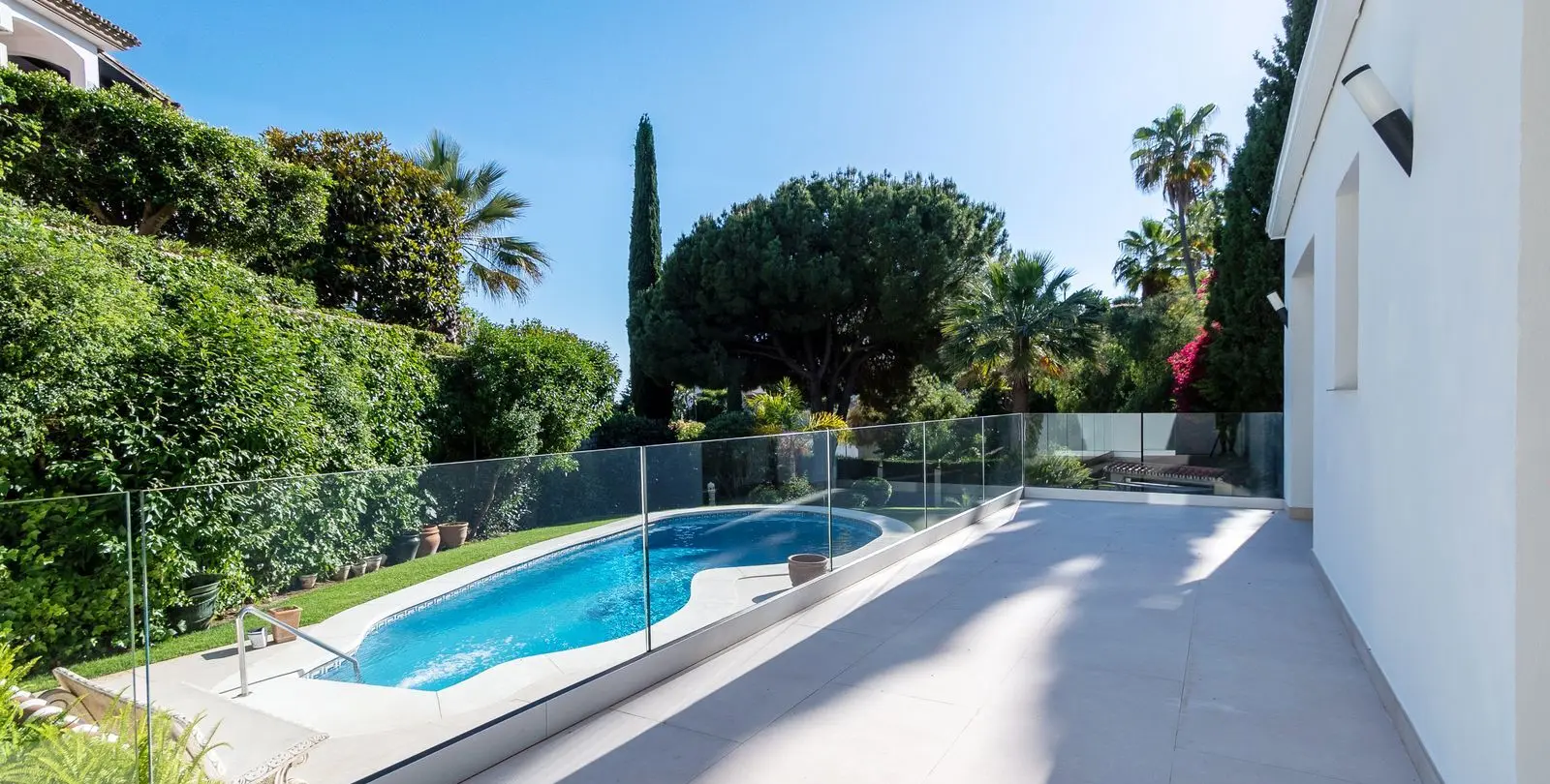 Продажа  отдельно стоящей виллы в Marbella 8