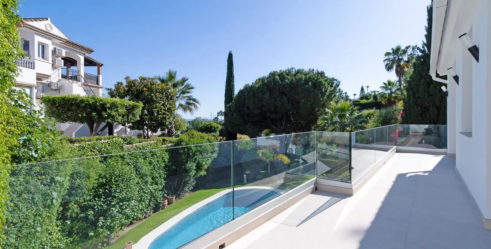 Продажа  отдельно стоящей виллы в Marbella 11