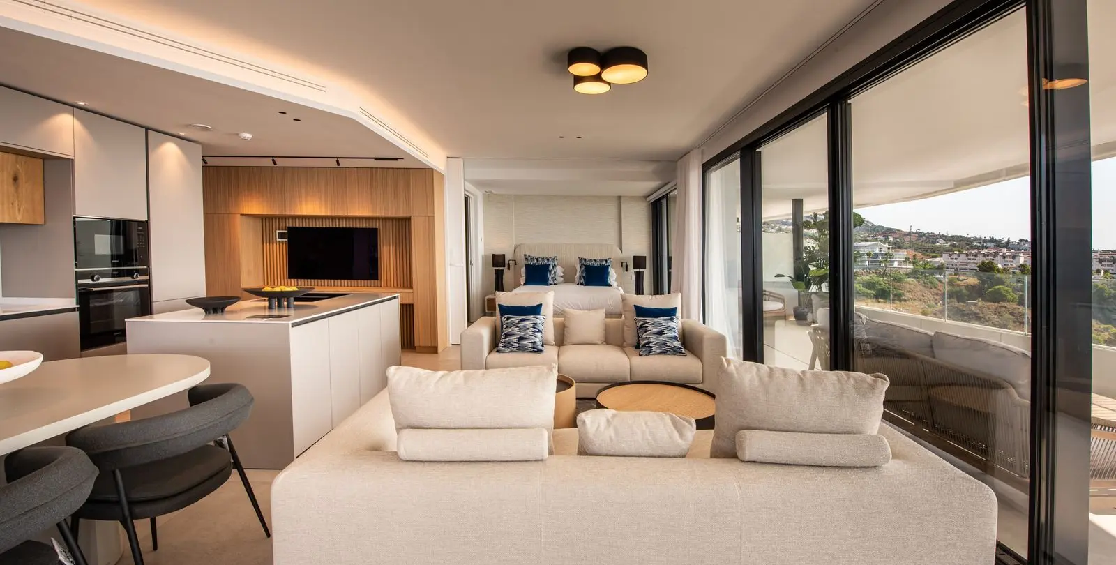 Venta de apartamento en planta media en Higueron 4
