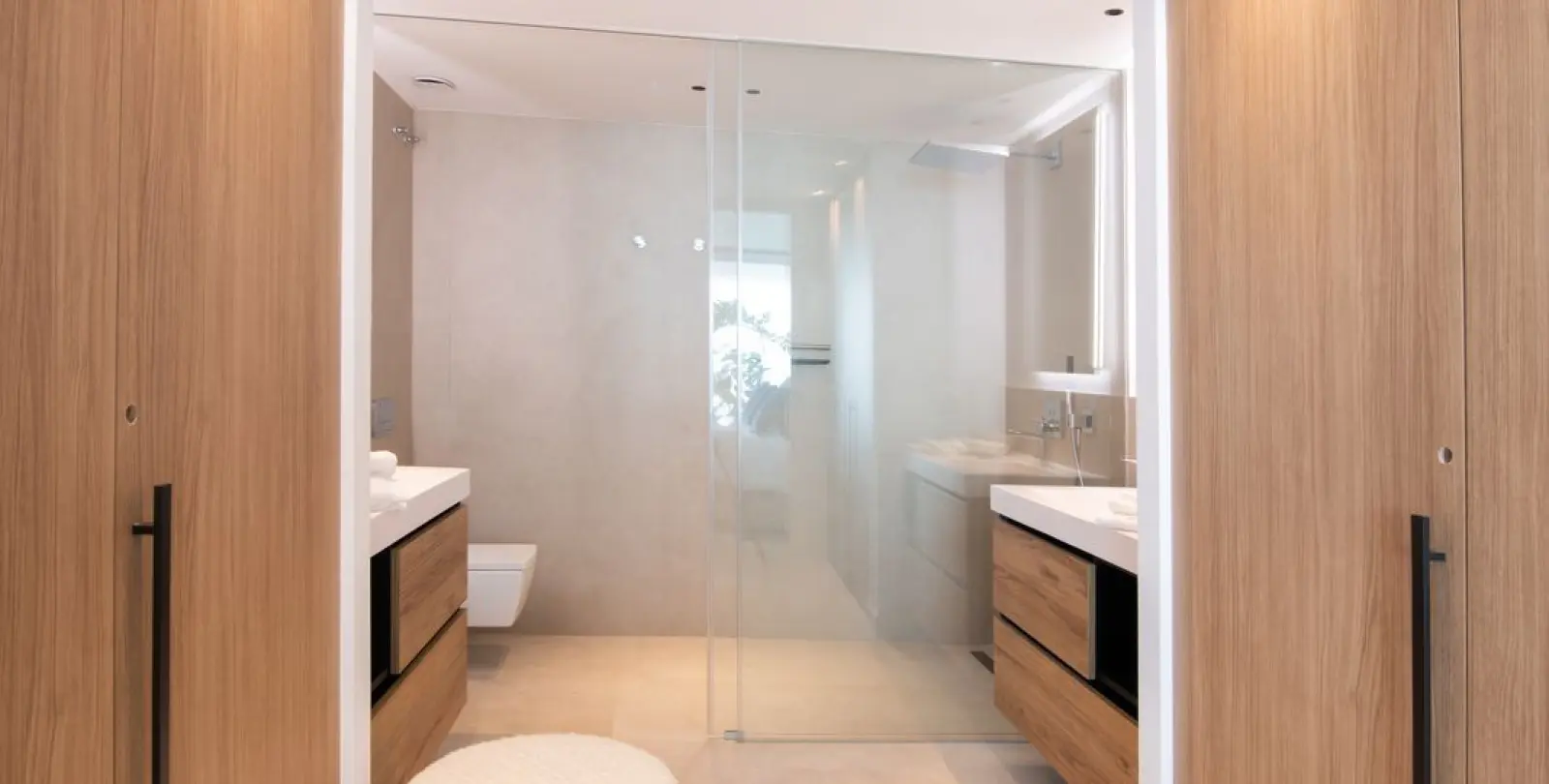 Venta de apartamento en planta media en Higueron 7