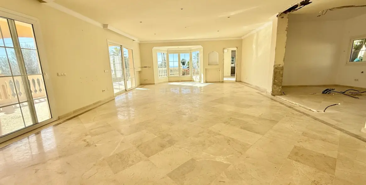 Продажа  отдельно стоящей виллы в Hacienda Las Chapas 11