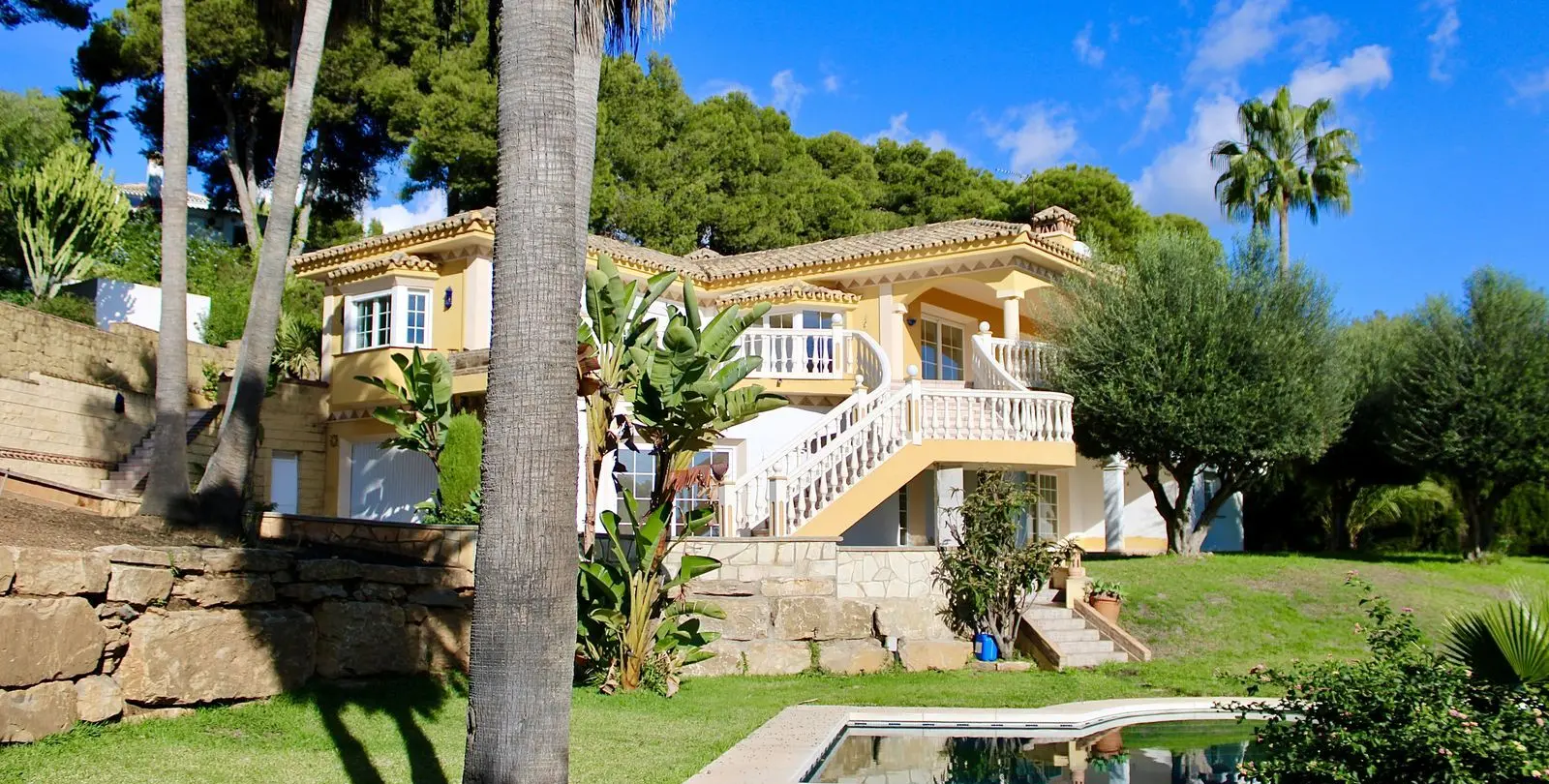 Venta de villa independiente en Hacienda Las Chapas 7