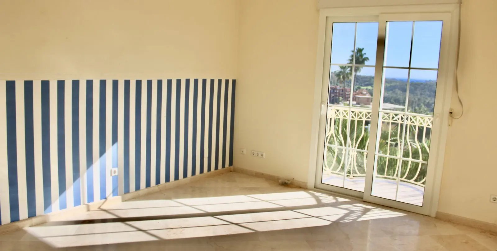 Venta de villa independiente en Hacienda Las Chapas 18