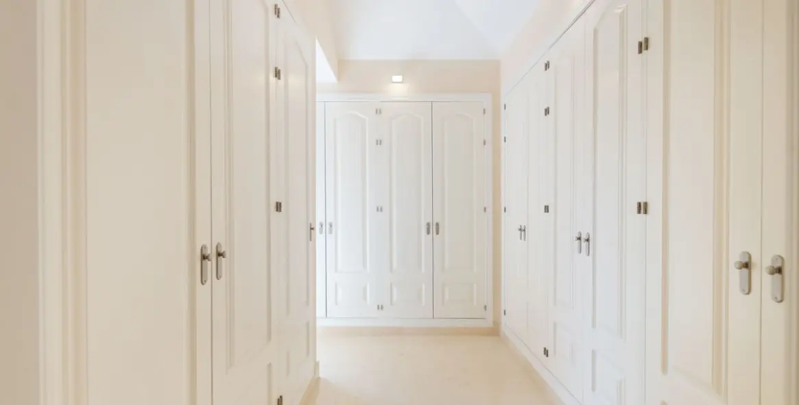 Sale of penthouse duplex in Benahavís 32