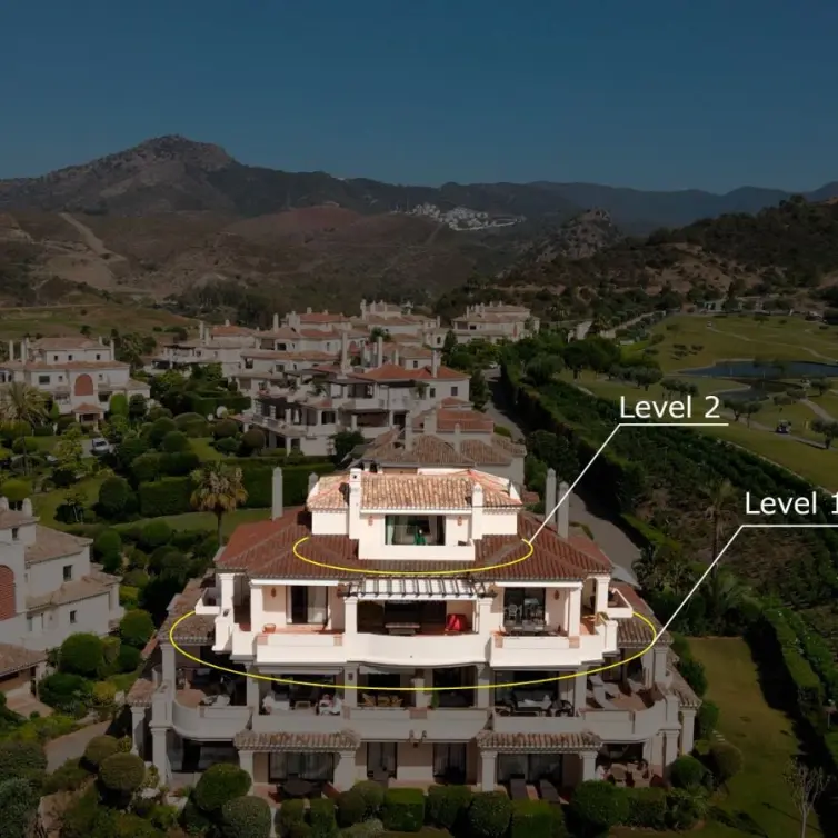 Venta de ático dúplex en Benahavís