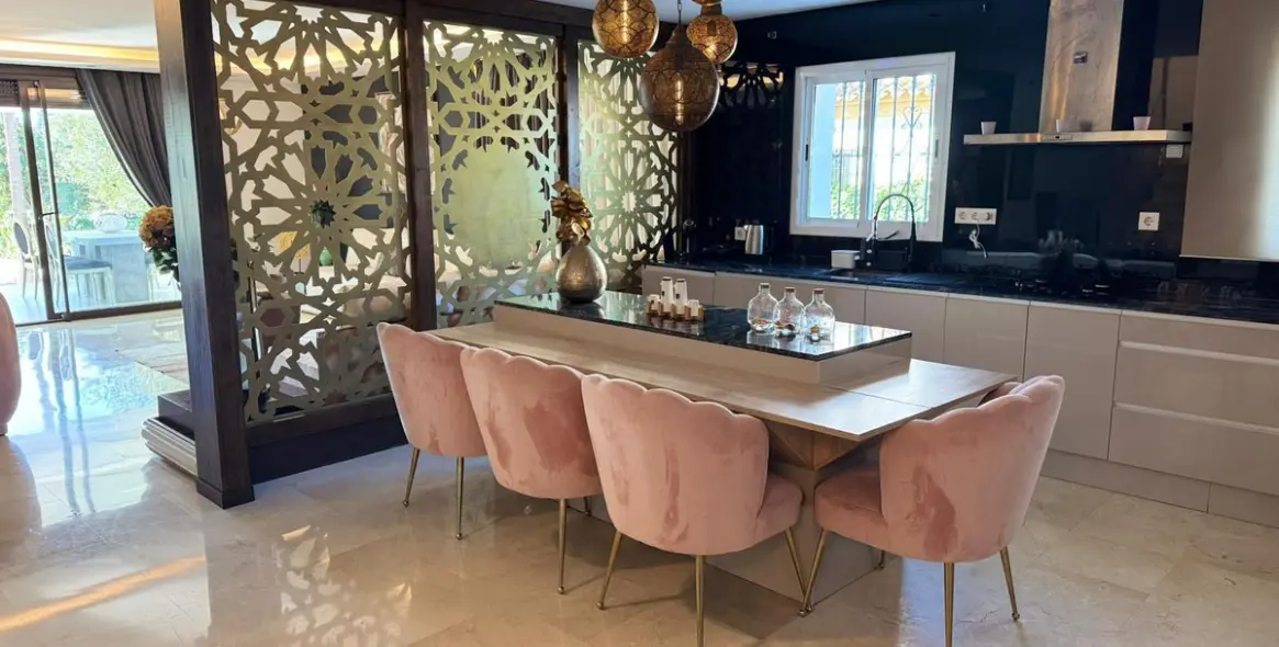 Sale of semi-detached house in Marbella 15