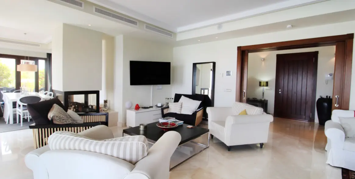 Venta de villa independiente en Benahavís 7