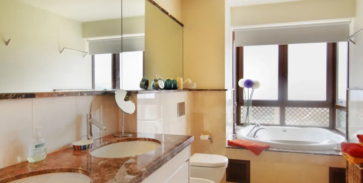 Venta de villa independiente en Benahavís 13