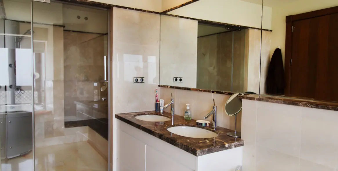 Venta de villa independiente en Benahavís 14