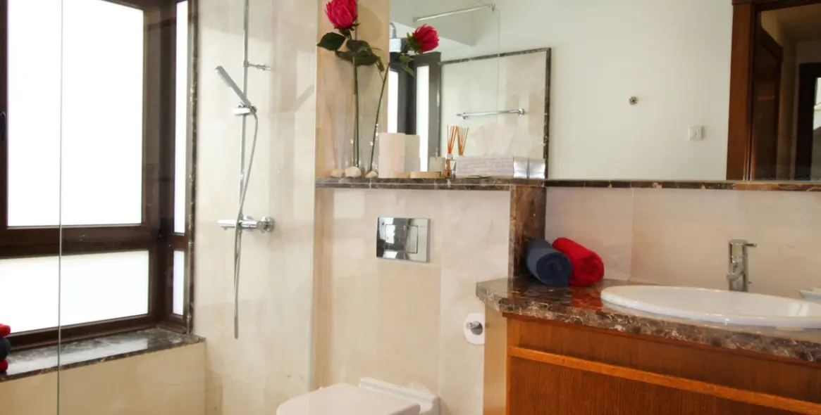 Sale of detached villa in Benahavís 23