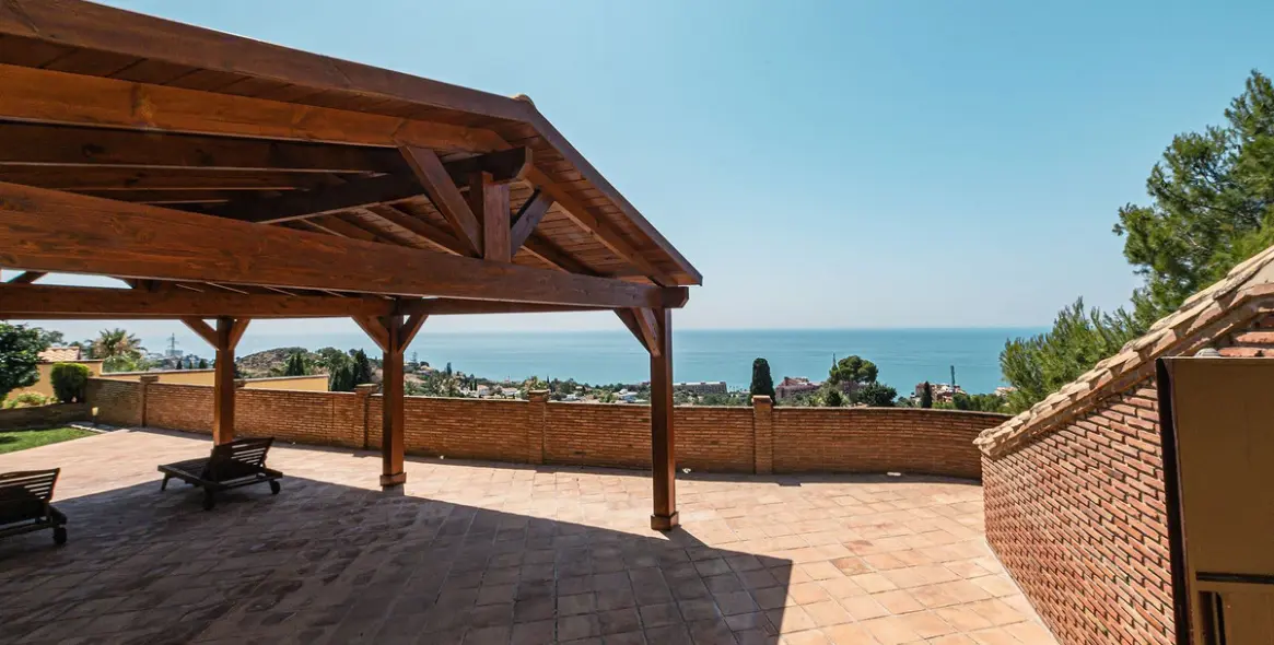 Sale of semi-detached house in La Capellania 9