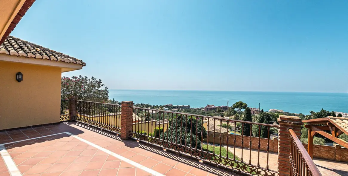 Sale of semi-detached house in La Capellania 10