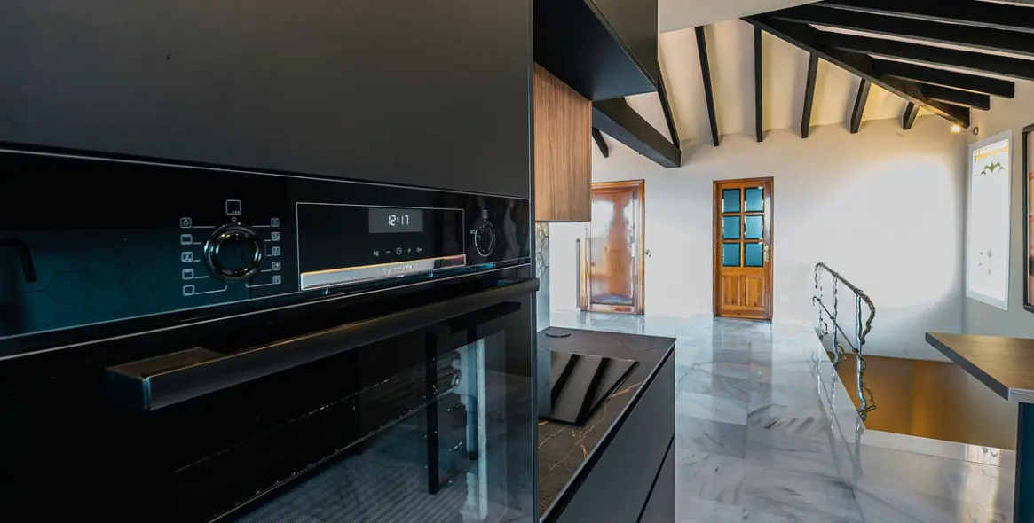 Sale of semi-detached house in La Capellania 13