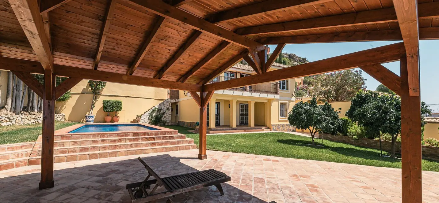 Продажа дома на две семьи в La Capellania 4