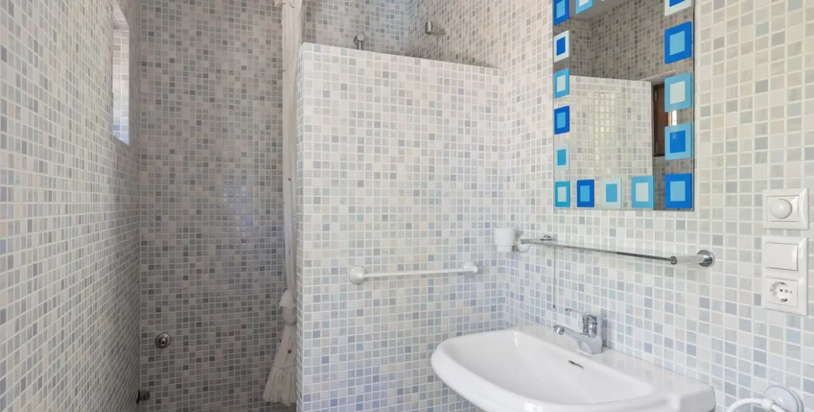 Sale of detached villa in Marbesa 21