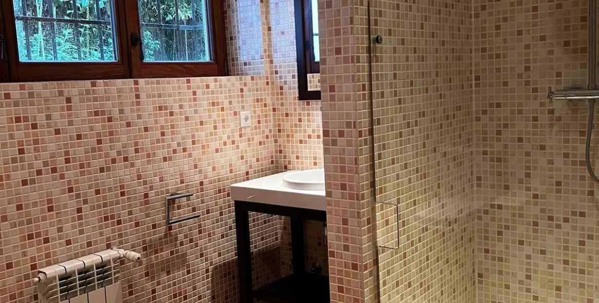 Sale of detached villa in Marbesa 28