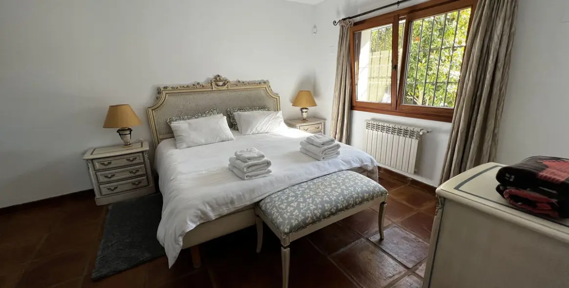 Sale of detached villa in Marbesa 31