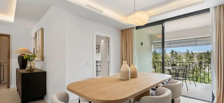 Таунхаус R5075620 2