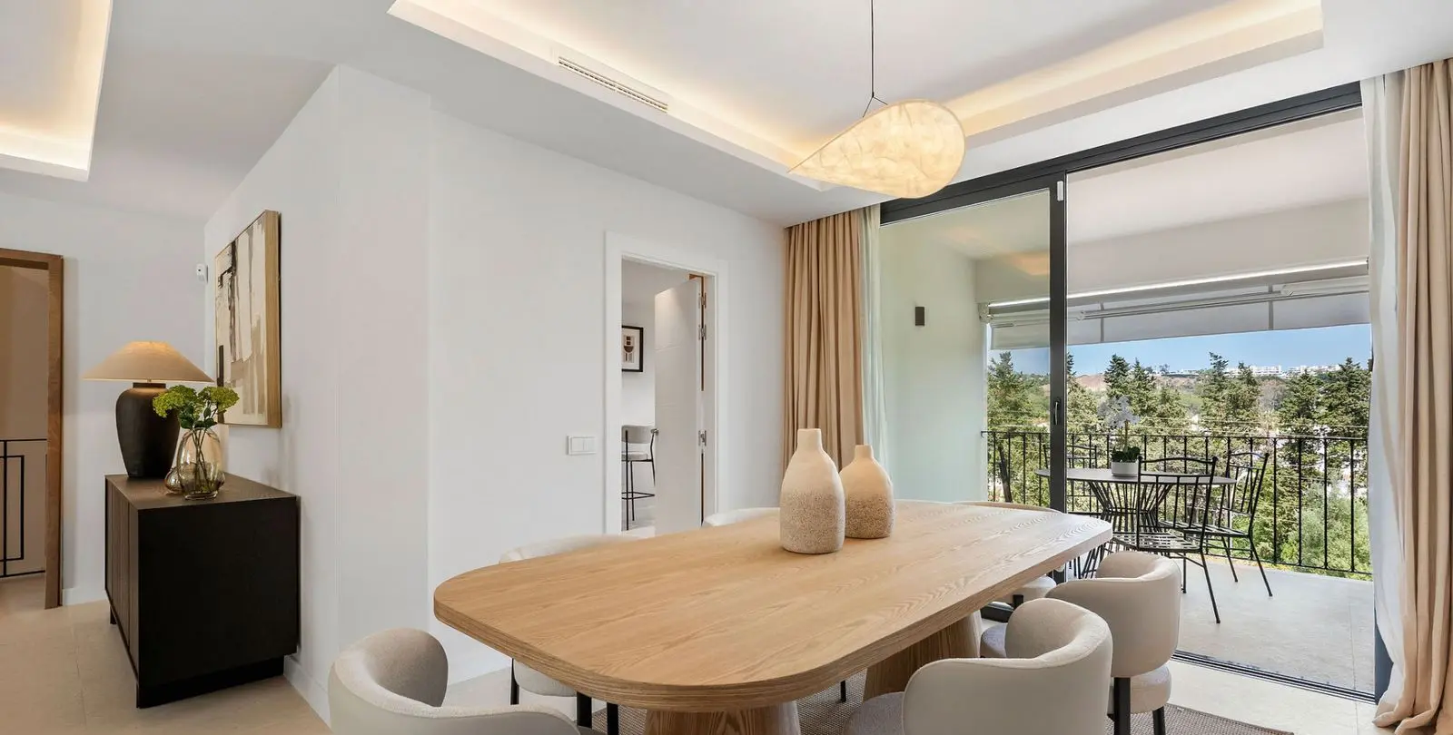 Sale of townhouse in Nueva Andalucía 3