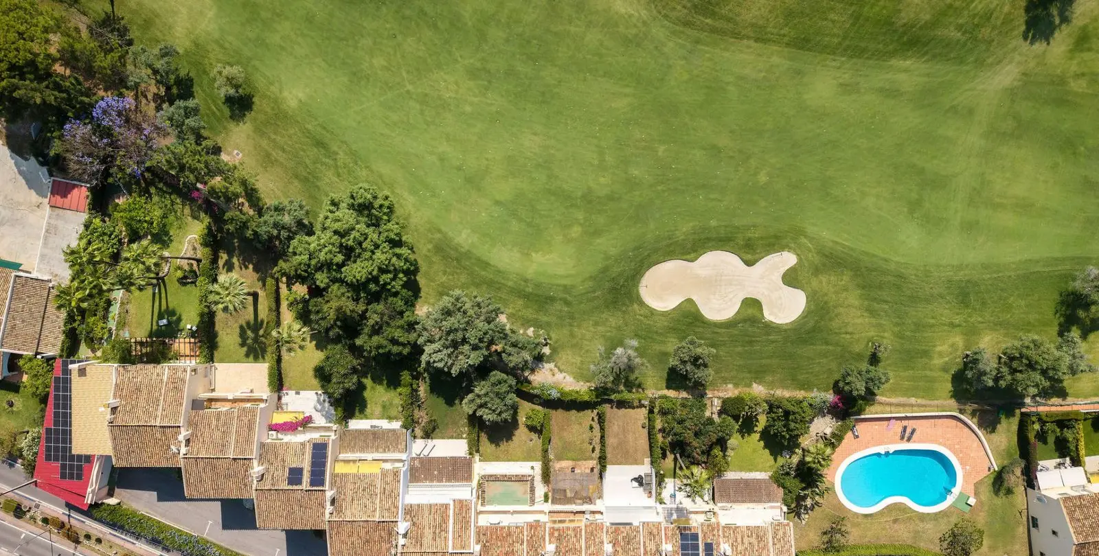 Sale of townhouse in Nueva Andalucía 35