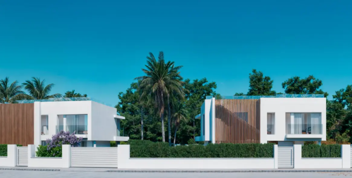 Sale of detached villa in Estepona 15