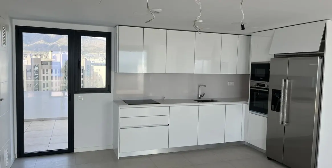 Продажа пентхауса в Torremolinos 13