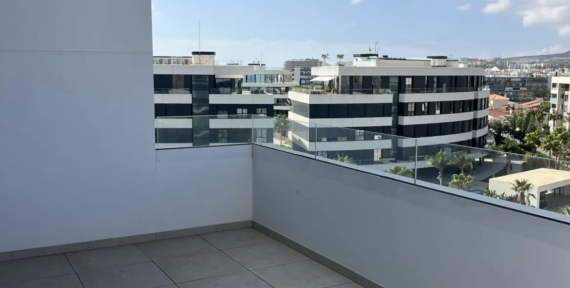 Sale of penthouse in Torremolinos 30