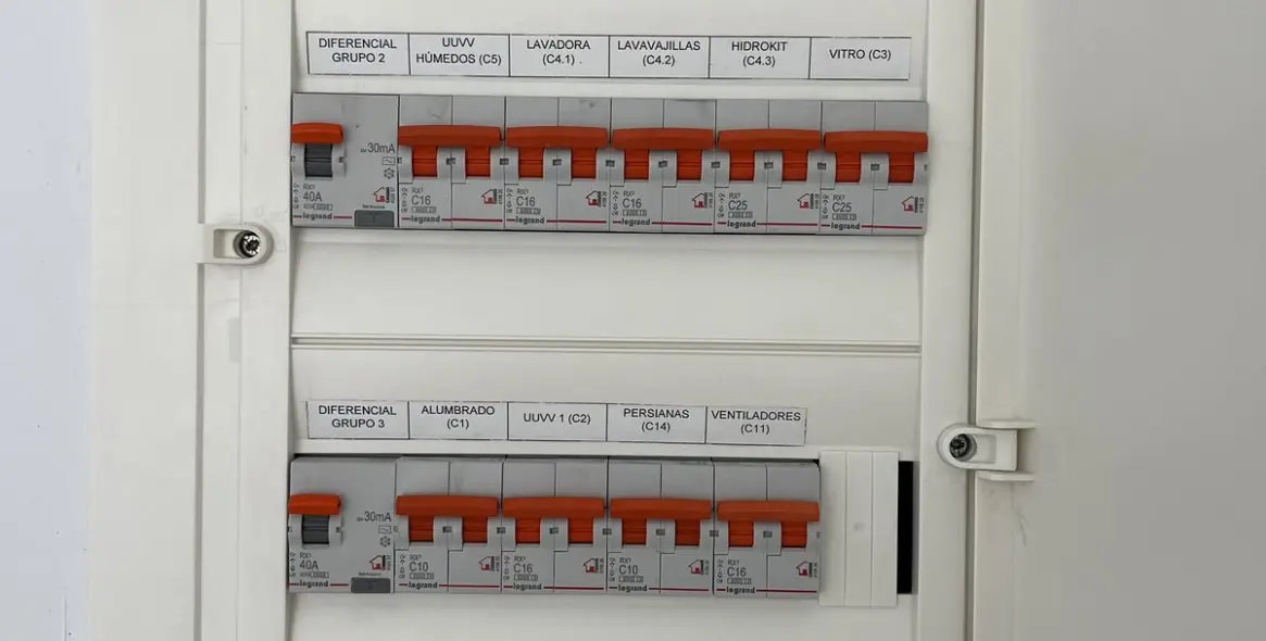 Sale of penthouse in Torremolinos 38