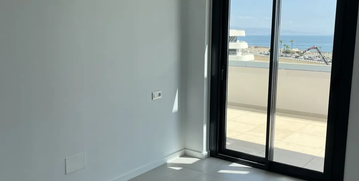 Sale of penthouse in Torremolinos 39