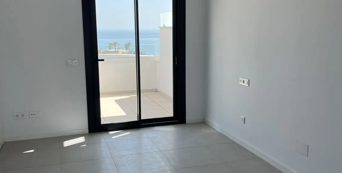 Sale of penthouse in Torremolinos 58