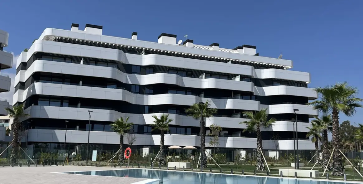 Sale of penthouse in Torremolinos 89