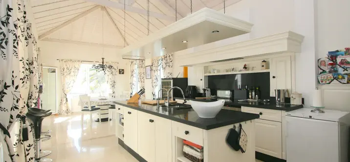 Sale of detached villa in Mijas 1