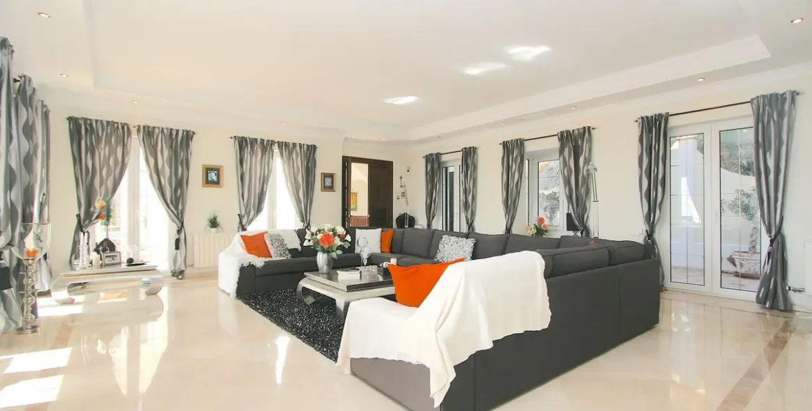 Sale of detached villa in Mijas 3