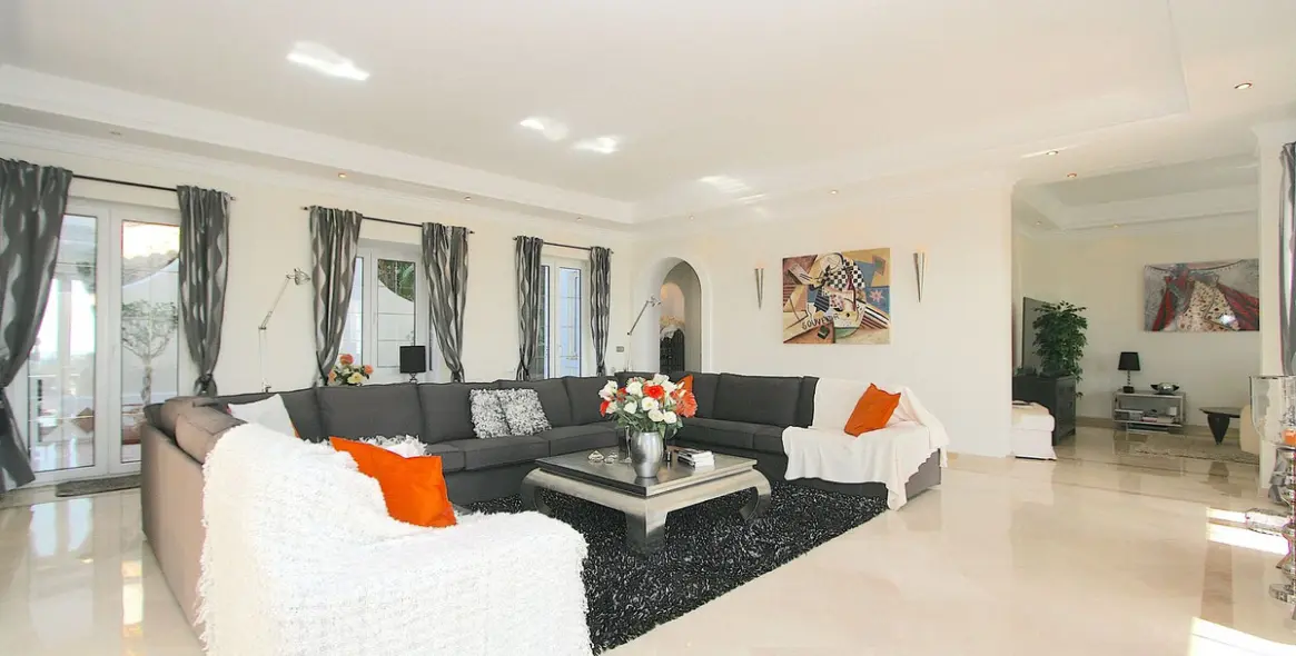 Sale of detached villa in Mijas 6