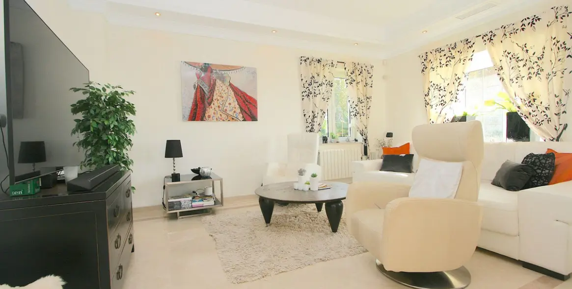 Sale of detached villa in Mijas 7