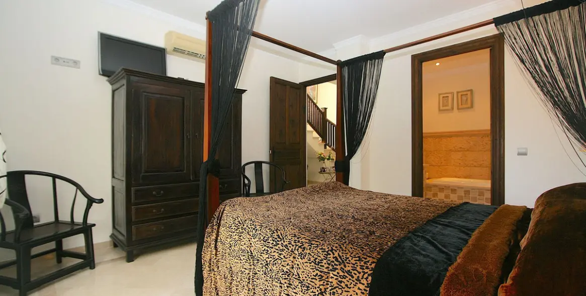 Venta de villa independiente en Mijas 24