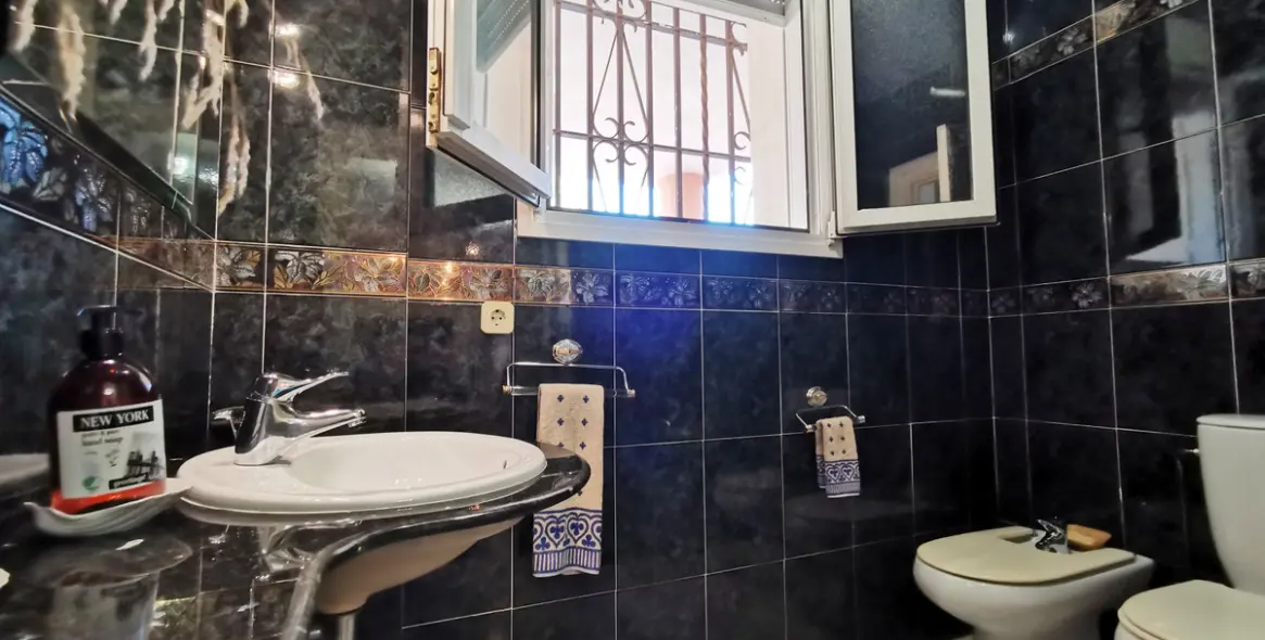 Продажа  отдельно стоящей виллы в Torremolinos 9