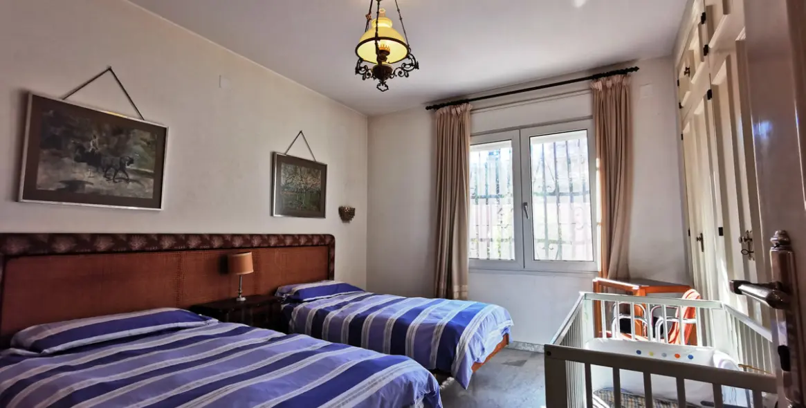 Продажа  отдельно стоящей виллы в Torremolinos 10