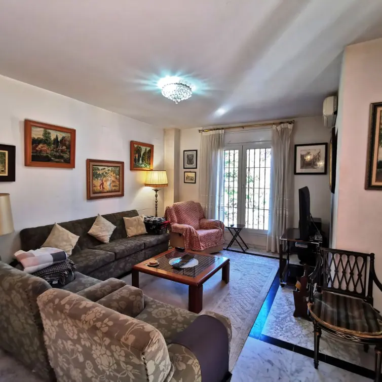 Sale of detached villa in Torremolinos