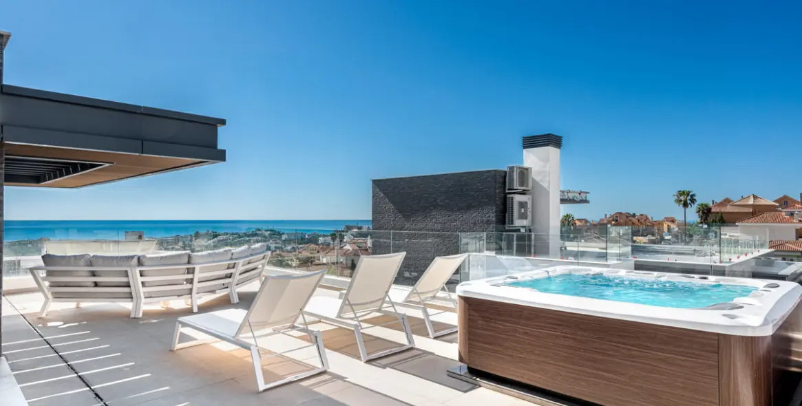 Продажа  отдельно стоящей виллы в La Cala de Mijas 21