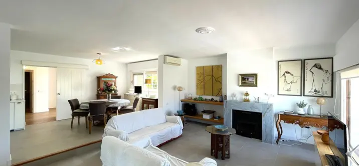 Sale of detached villa in Estepona 2